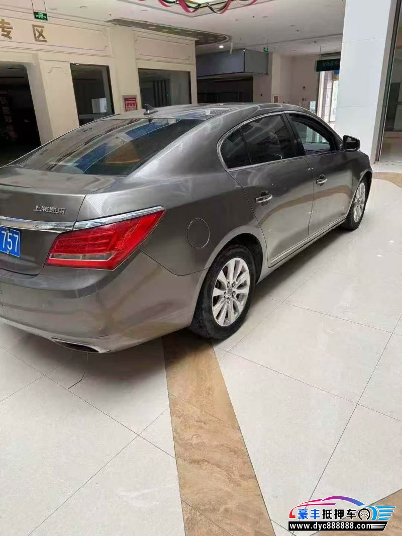 14年别克君越轿车抵押车出售