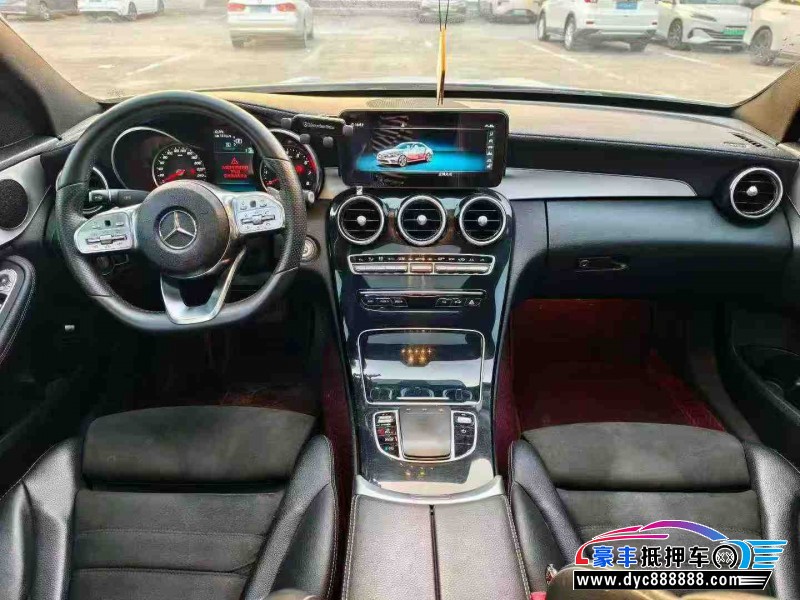 18年奔驰C轿车抵押车出售