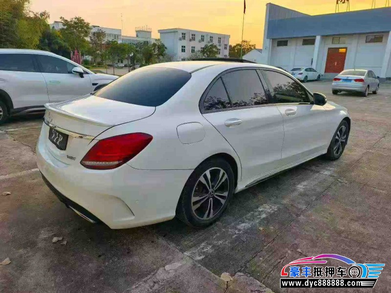 18年奔驰C轿车抵押车出售