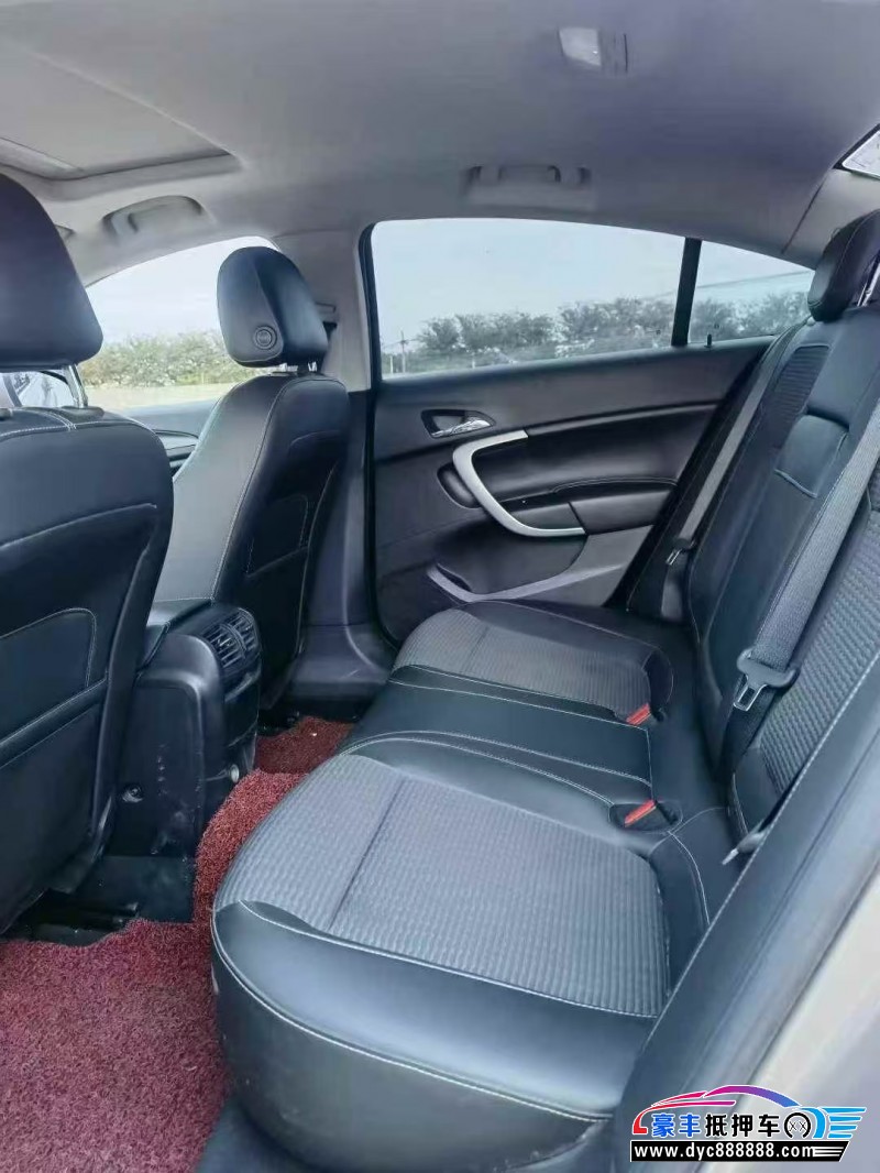 15年别克君威轿车抵押车出售