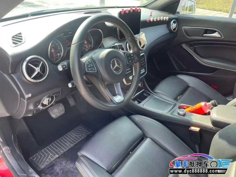 18年奔驰CLA轿车抵押车出售