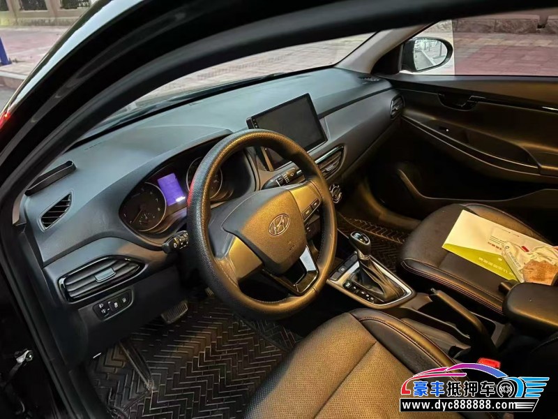 19年现代悦动轿车抵押车出售