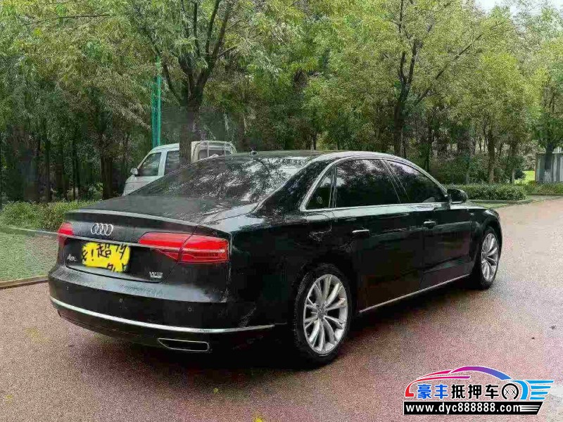 16年奥迪A8L轿车抵押车出售