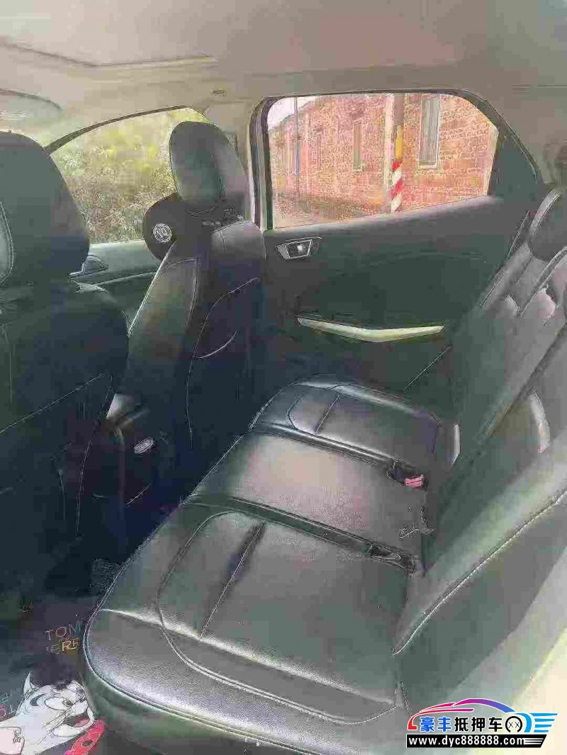 18年福特翼搏轿车抵押车出售