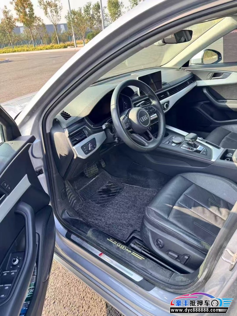 19年奥迪A4L轿车抵押车出售