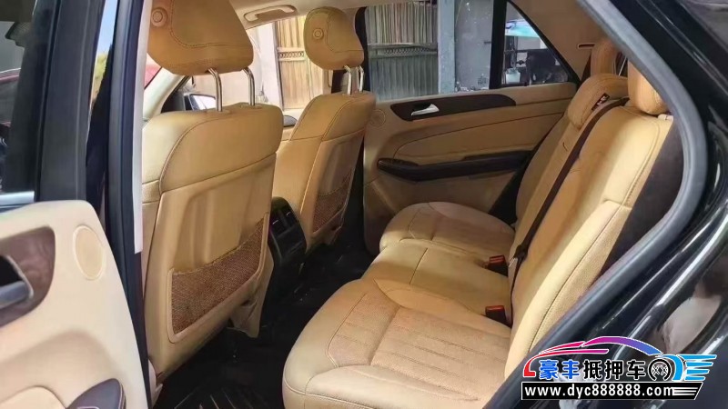 17年奔驰GLE轿车抵押车出售