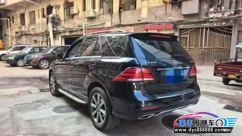 17年奔驰GLE轿车抵押车出售