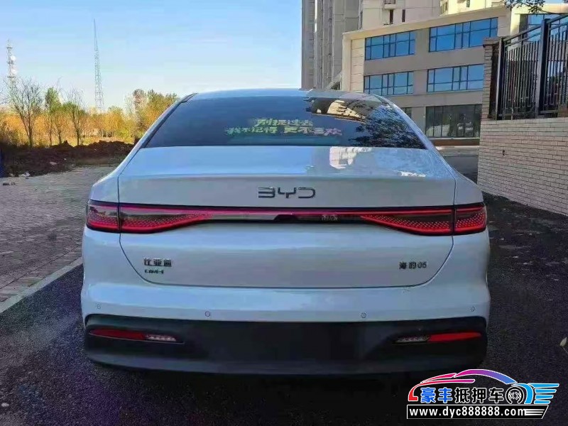 25年比亚迪海豹轿车抵押车出售