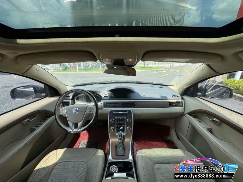 15年沃尔沃S80L轿车抵押车出售