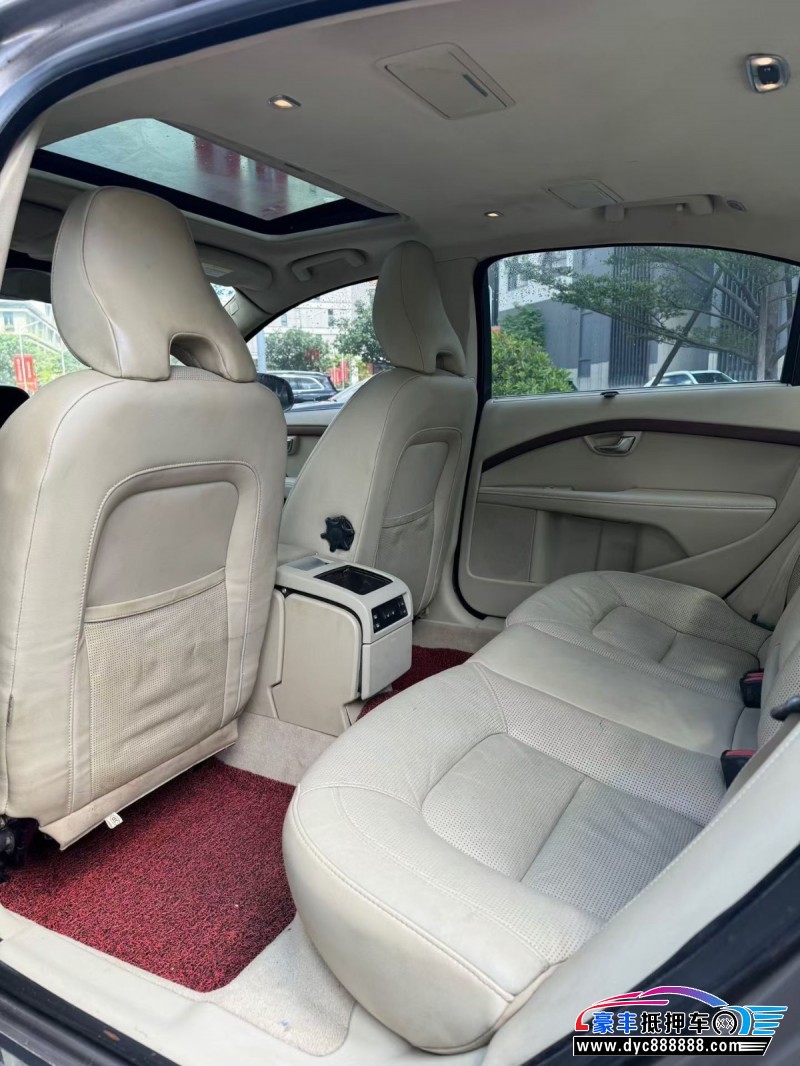 15年沃尔沃S80L轿车抵押车出售