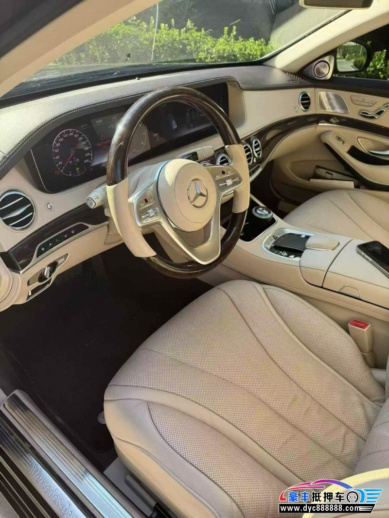 20年奔驰S轿车抵押车出售