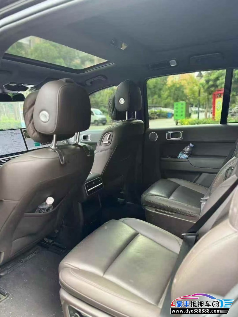 23年理想L8轿车抵押车出售