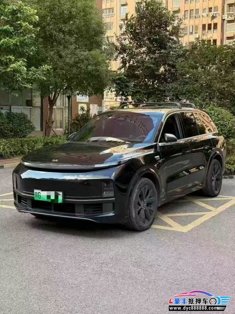 23年理想L8轿车抵押车出售