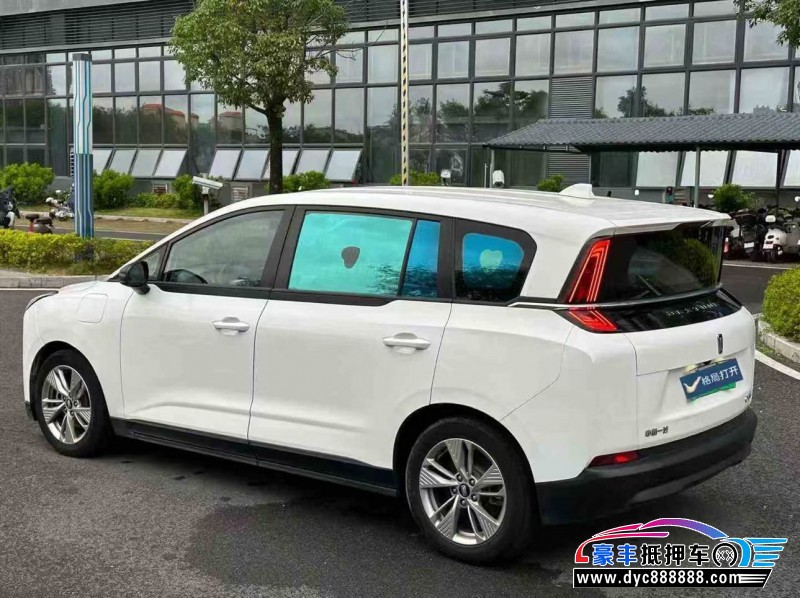 25年奔腾奔腾NAT轿车抵押车出售