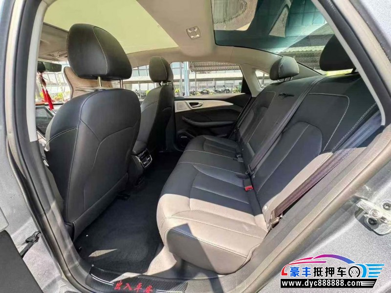 24年荣威i6轿车抵押车出售