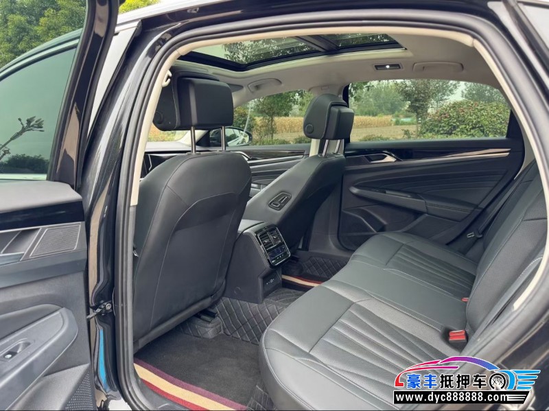 25年大众帕萨特轿车抵押车出售