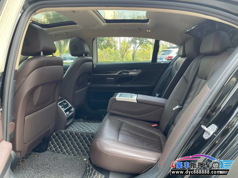 16年宝马7系轿车抵押车出售