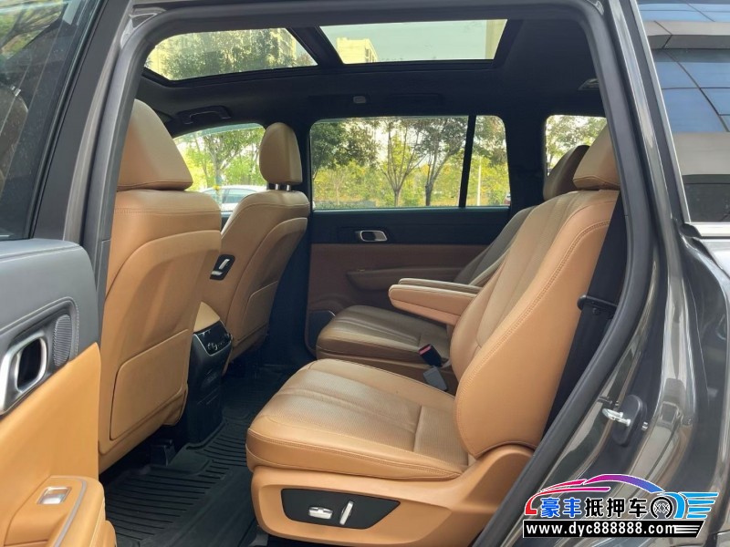 21年理想ONE轿车抵押车出售