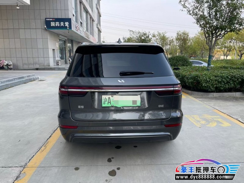 21年理想ONE轿车抵押车出售