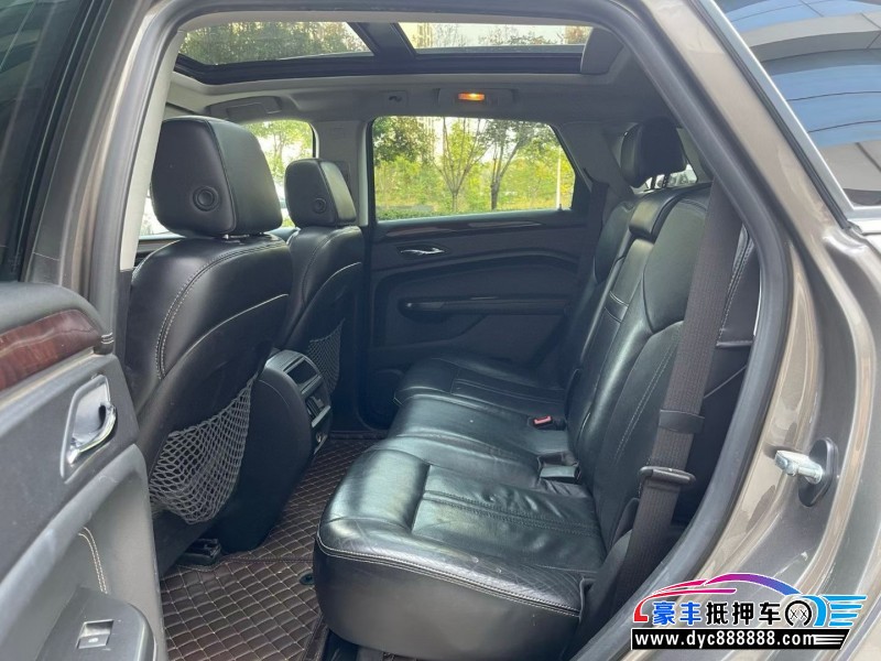 13年凯迪拉克SRX轿车抵押车出售