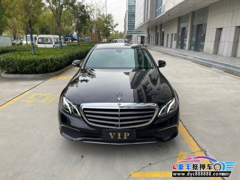 19年奔驰E轿车抵押车出售