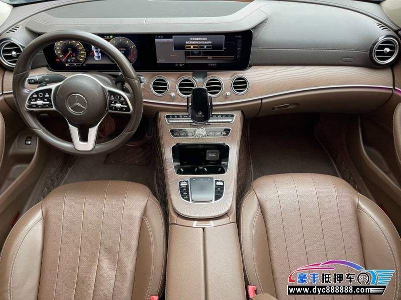 19年奔驰E轿车抵押车出售