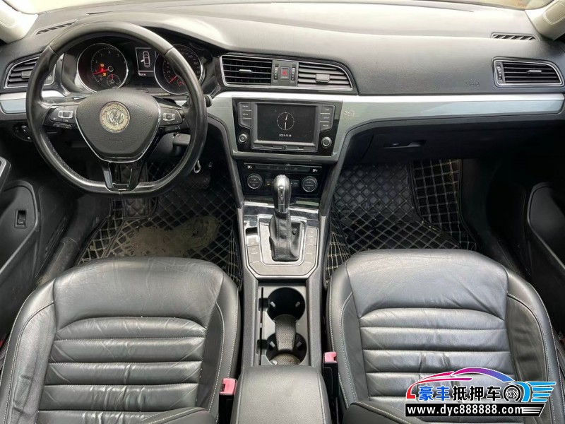 17年本田凌派轿车抵押车出售