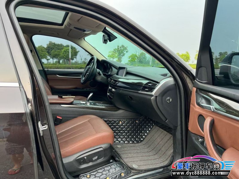 14年宝马X5轿车抵押车出售