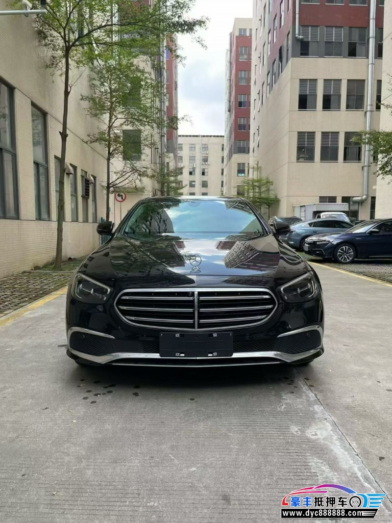 22年奔驰E轿车抵押车出售