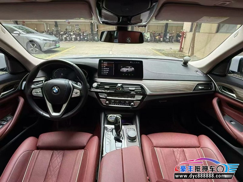 23年宝马5系轿车抵押车出售