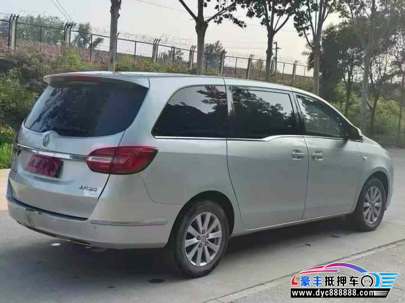 17年别克GL8轿车抵押车出售