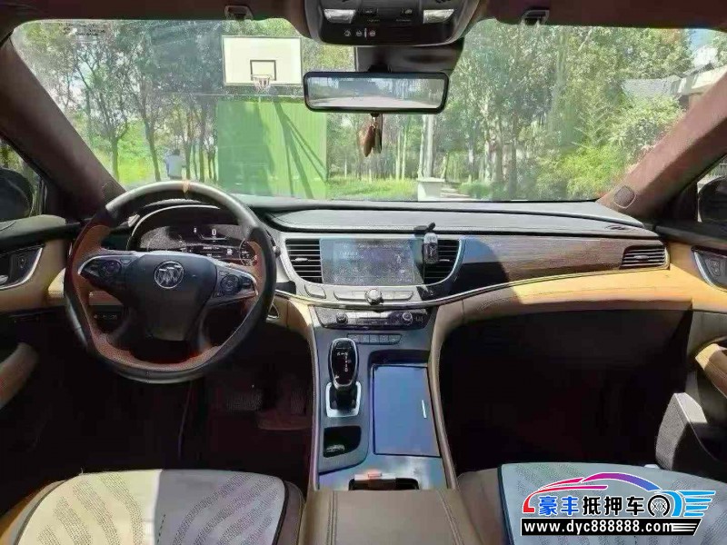 21年别克君越轿车抵押车出售