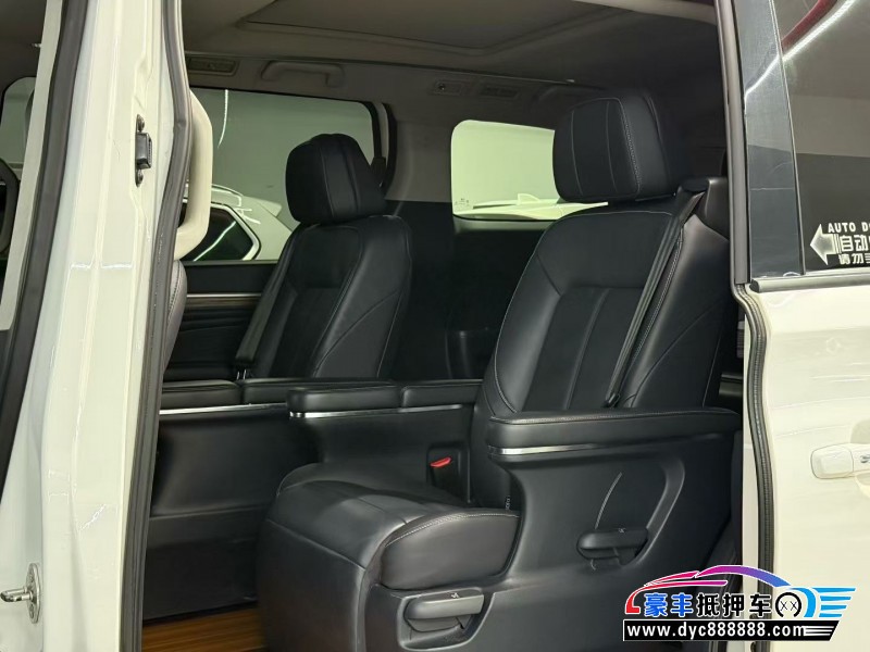 21年传祺M8轿车抵押车出售