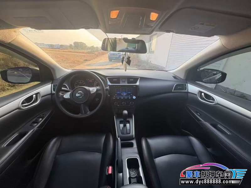 20年日产轩逸轿车抵押车出售