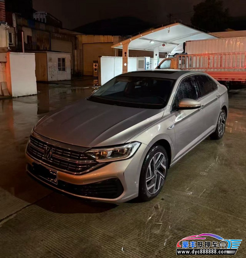 23年大众速腾轿车抵押车出售