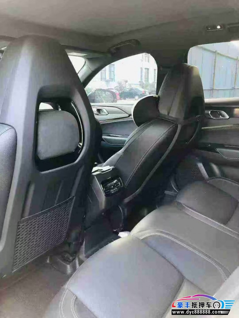 20年领克02轿车抵押车出售