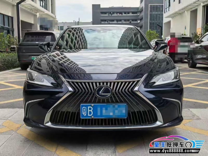 21年雷克萨斯ES轿车抵押车出售
