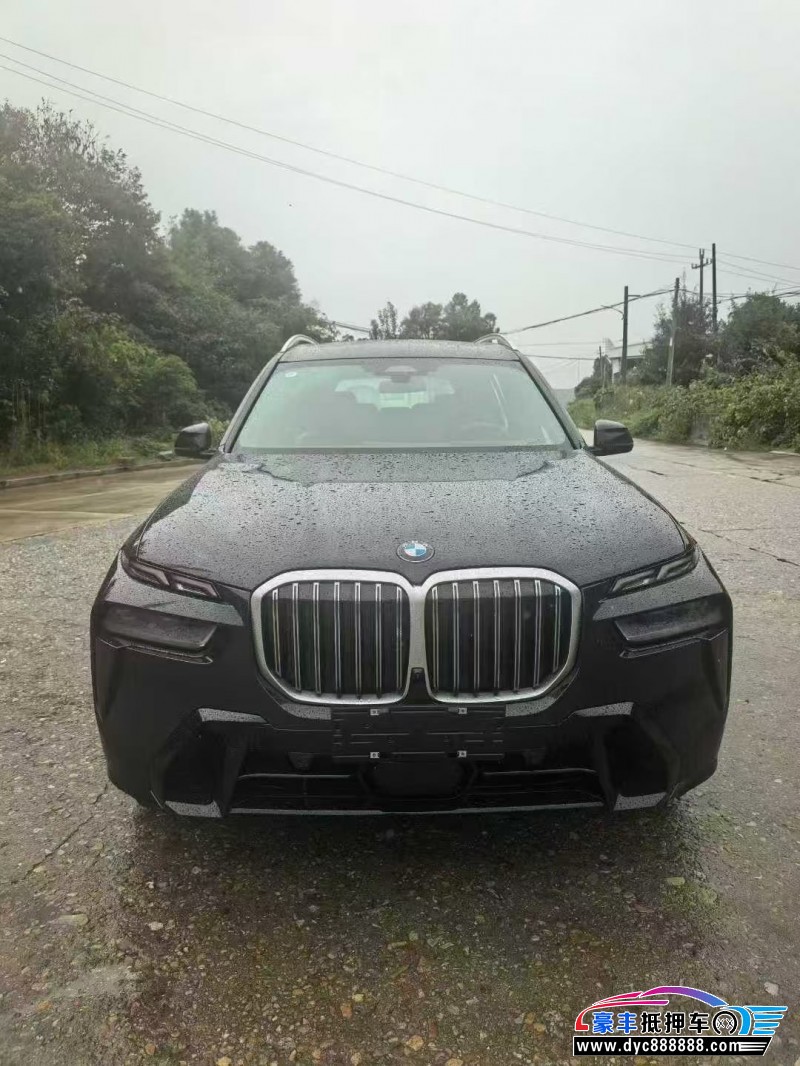 25年宝马X7轿车抵押车出售