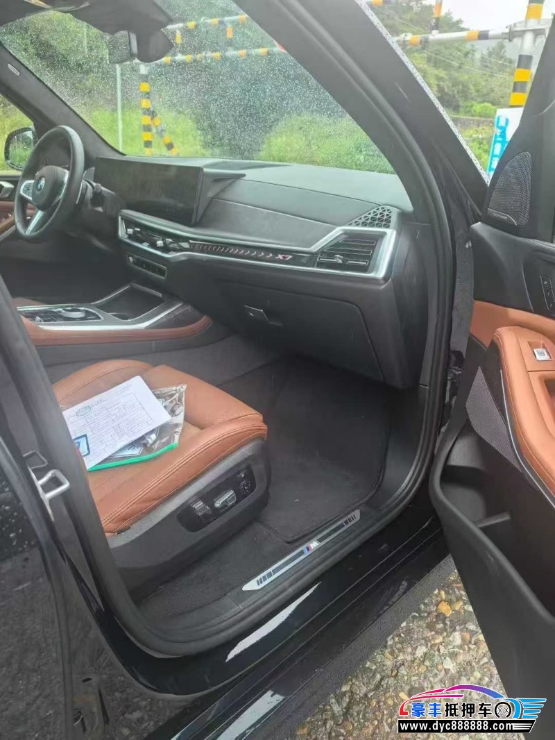 25年宝马X7轿车抵押车出售