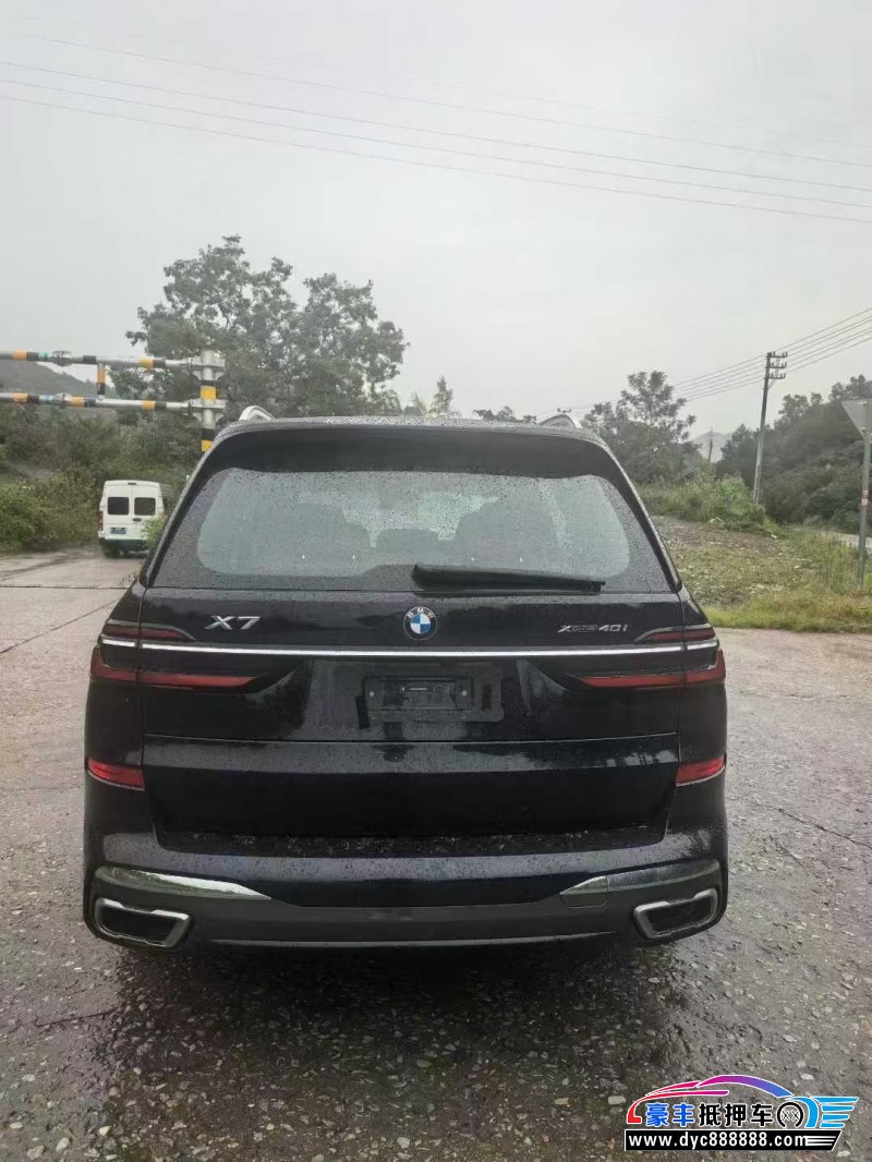 25年宝马X7轿车抵押车出售