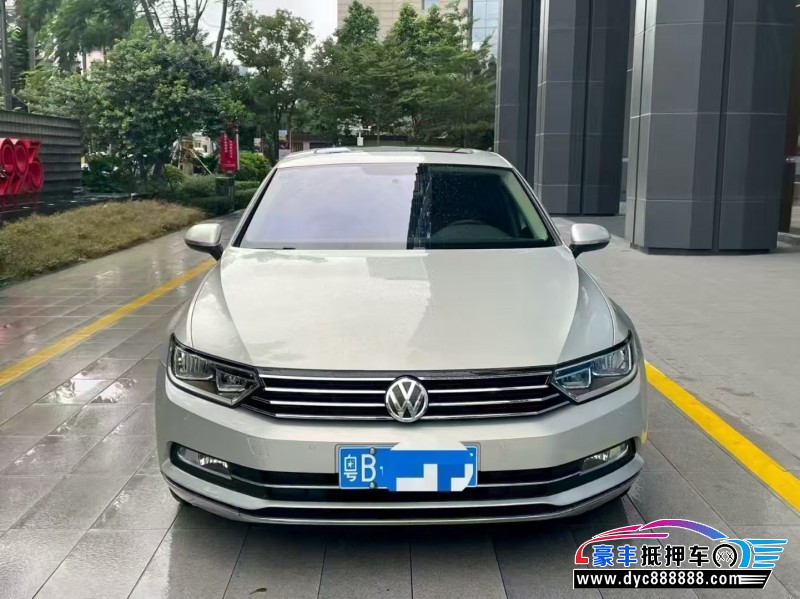 19年大众迈腾轿车抵押车出售