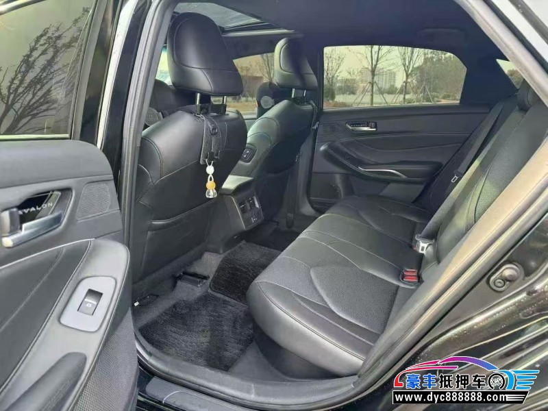 24年丰田亚洲龙轿车抵押车出售