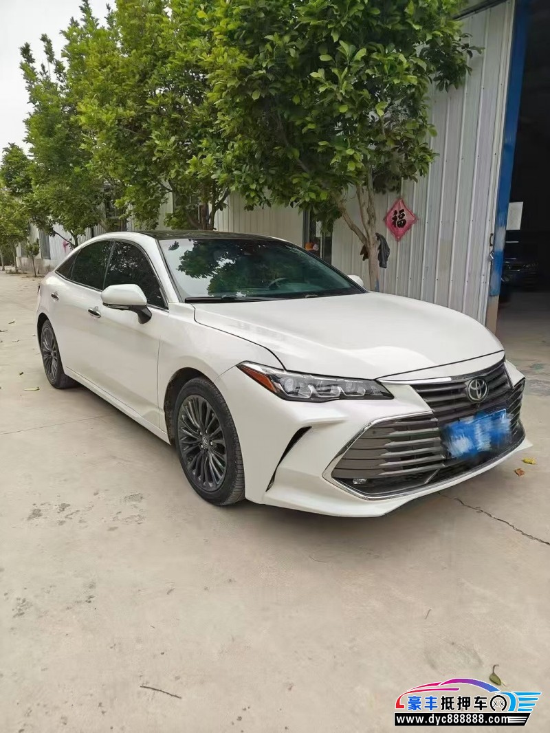 25年丰田亚洲龙轿车抵押车出售