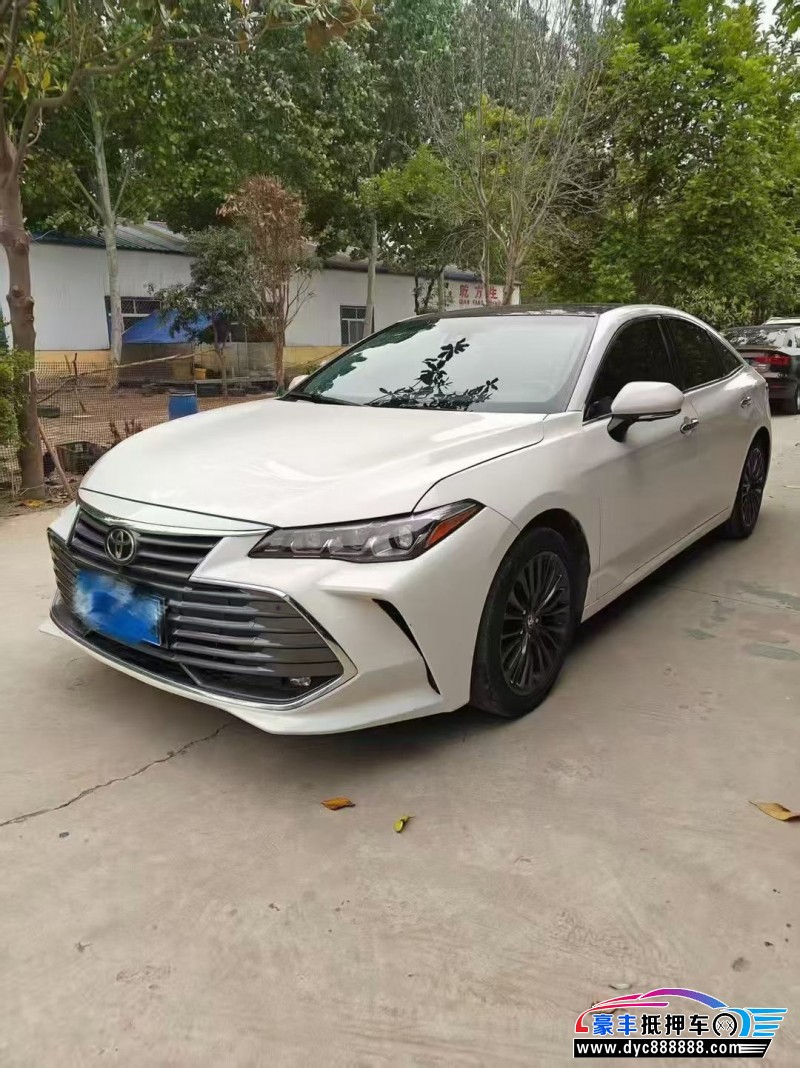 25年丰田亚洲龙轿车抵押车出售