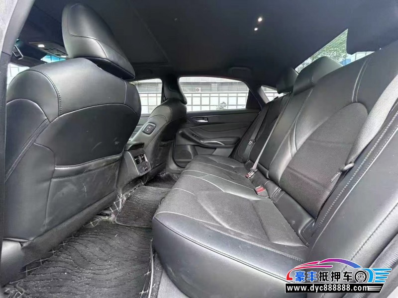 19年丰田亚洲龙轿车抵押车出售