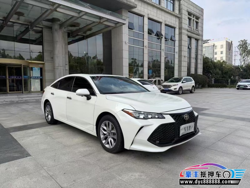 20年丰田亚洲龙轿车抵押车出售
