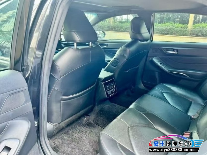 21年丰田亚洲龙轿车抵押车出售