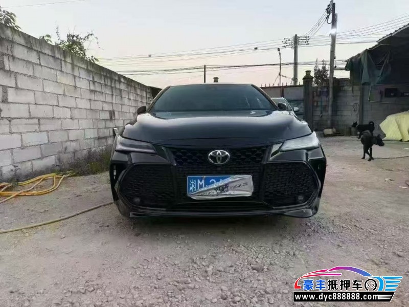 25年丰田亚洲龙轿车抵押车出售