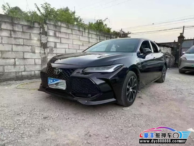 25年丰田亚洲龙轿车抵押车出售