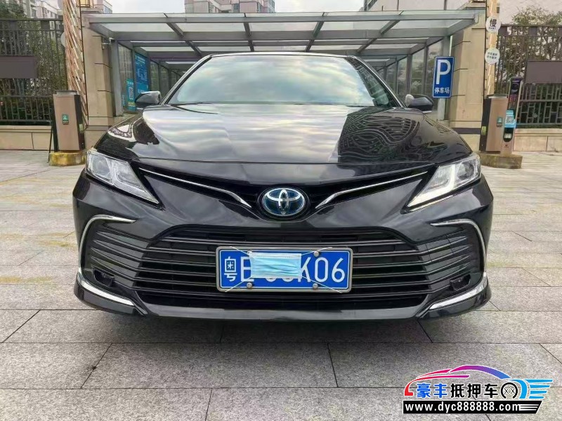 22年丰田凯美瑞轿车抵押车出售